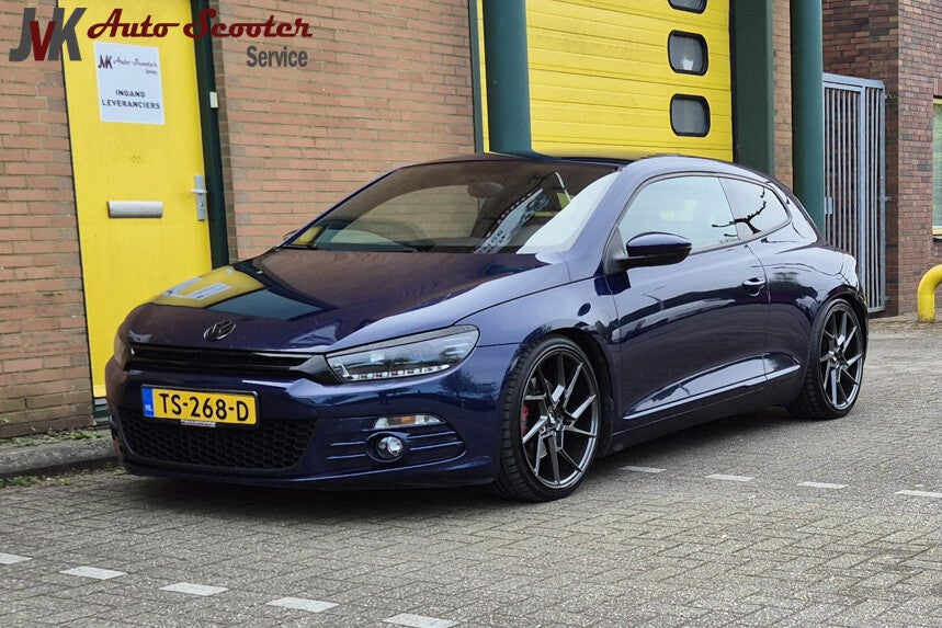 Volkswagen Scirocco 2.0 TSI Highline - 2009