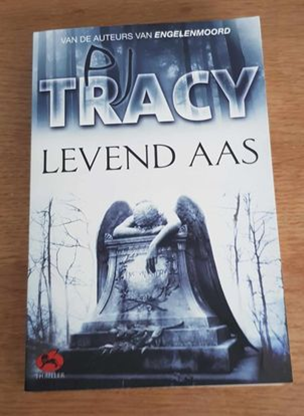 P.J. Tracy - Levend aas