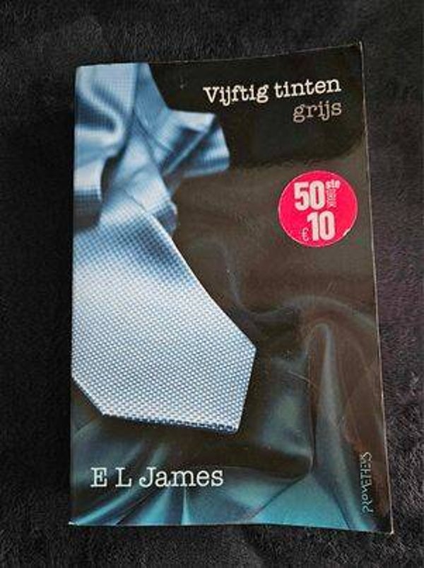E.L. James - Vijftig tinten grijs
