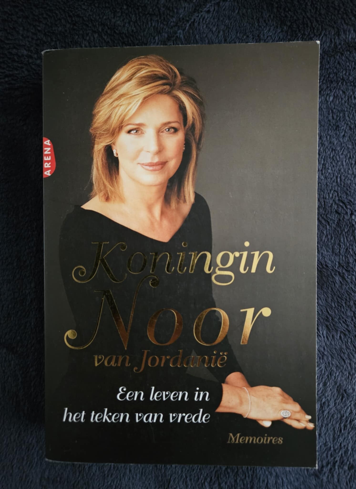 Koningin Noor van Jordanie, Een leven in het teken van vrede