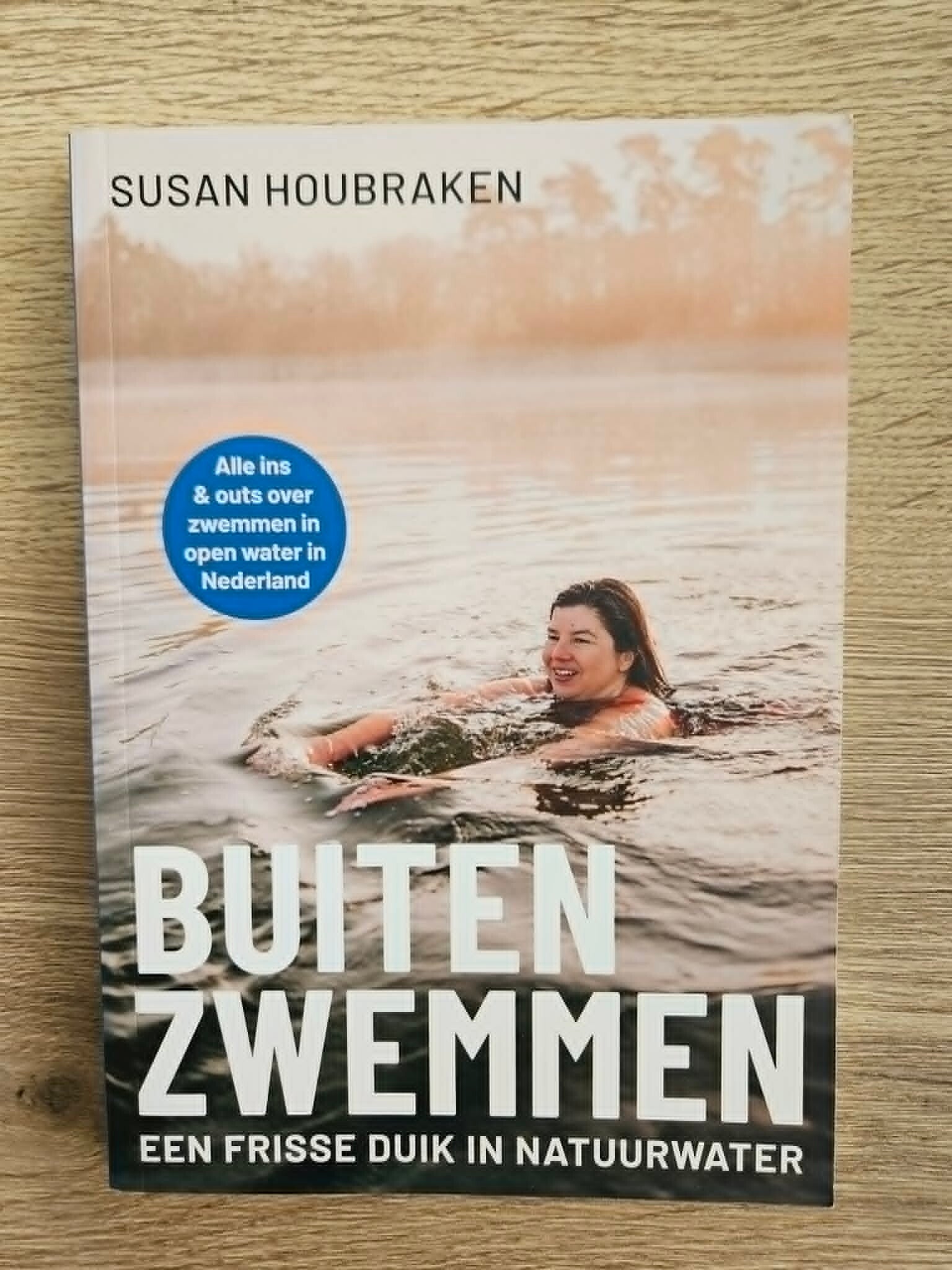Susan Houbraken - Buiten zwemmen