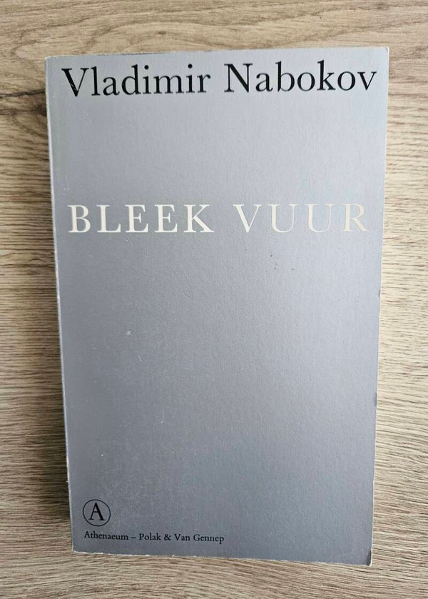 Vladimir Nabokov - Bleek vuur