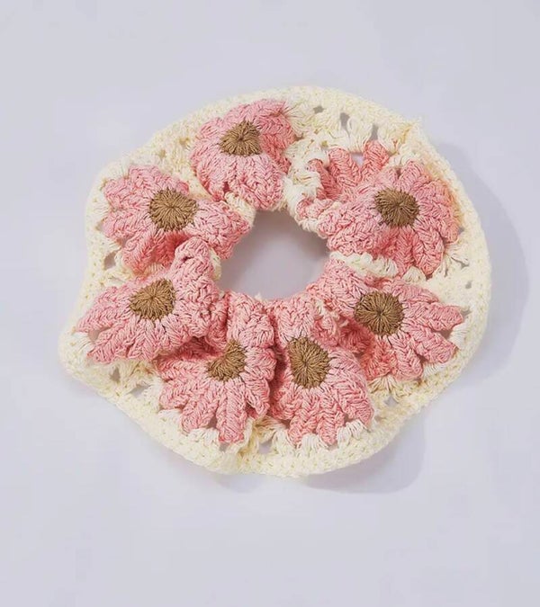 Chouchou au crochet, écru et fleurs rose🌷