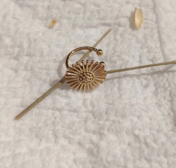 Bague d’oreille earcuffs tournesol doré