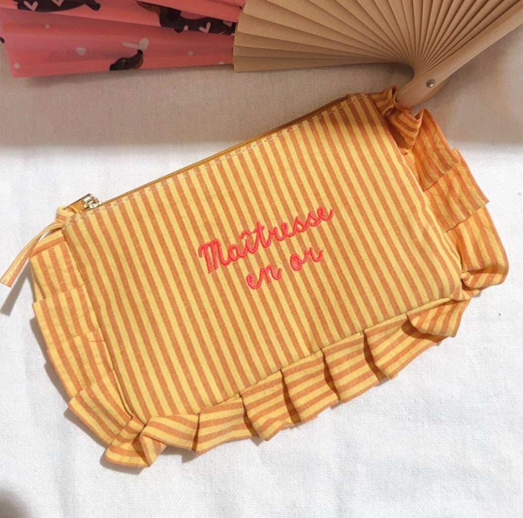 Pochette froufrou, maîtresse en or, jaune