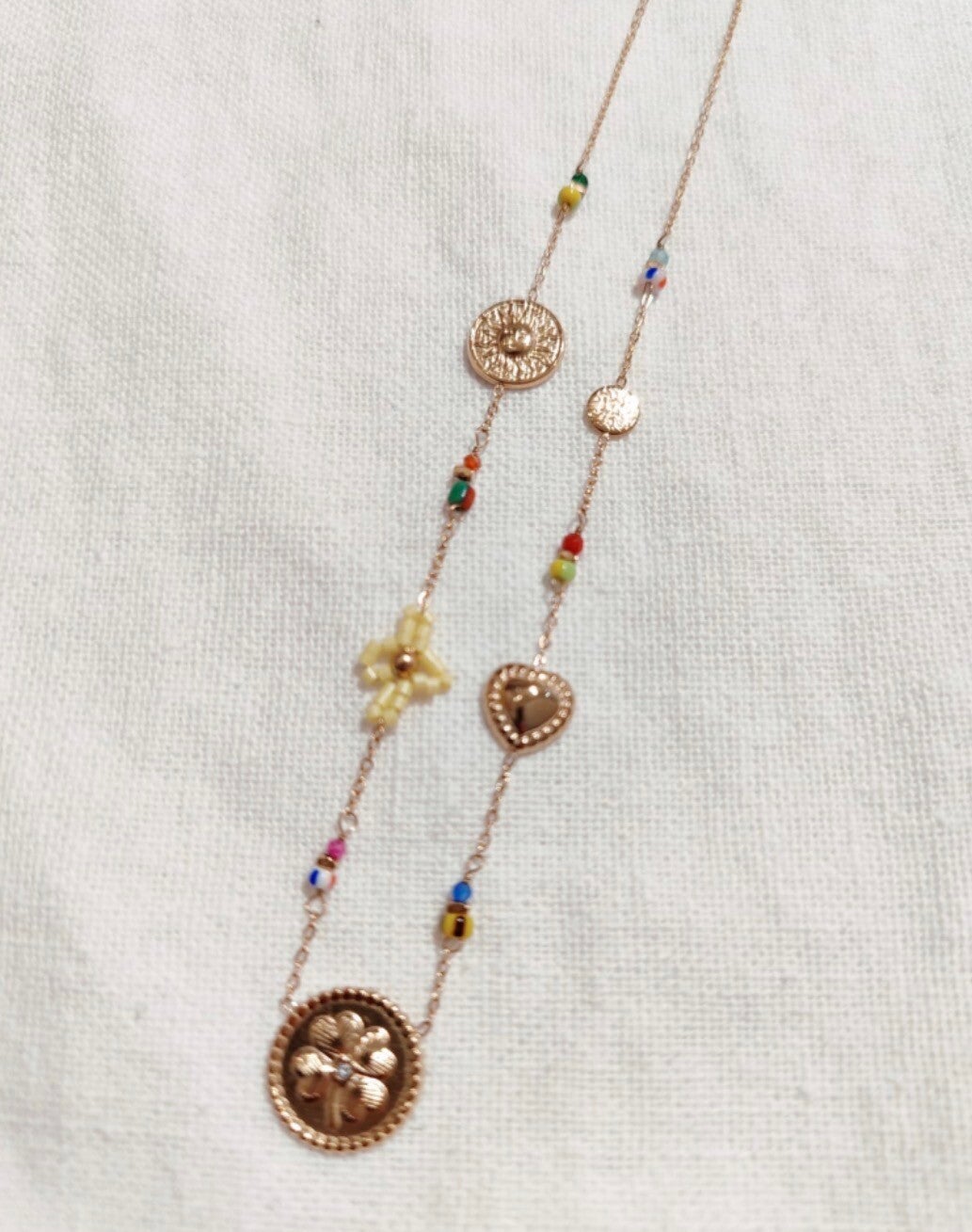 Collier, trèfle doré 🍀 Porte bonheur multicolore ❤️‍🔥