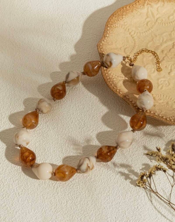 Collier perles blanches & marron 🤎✨