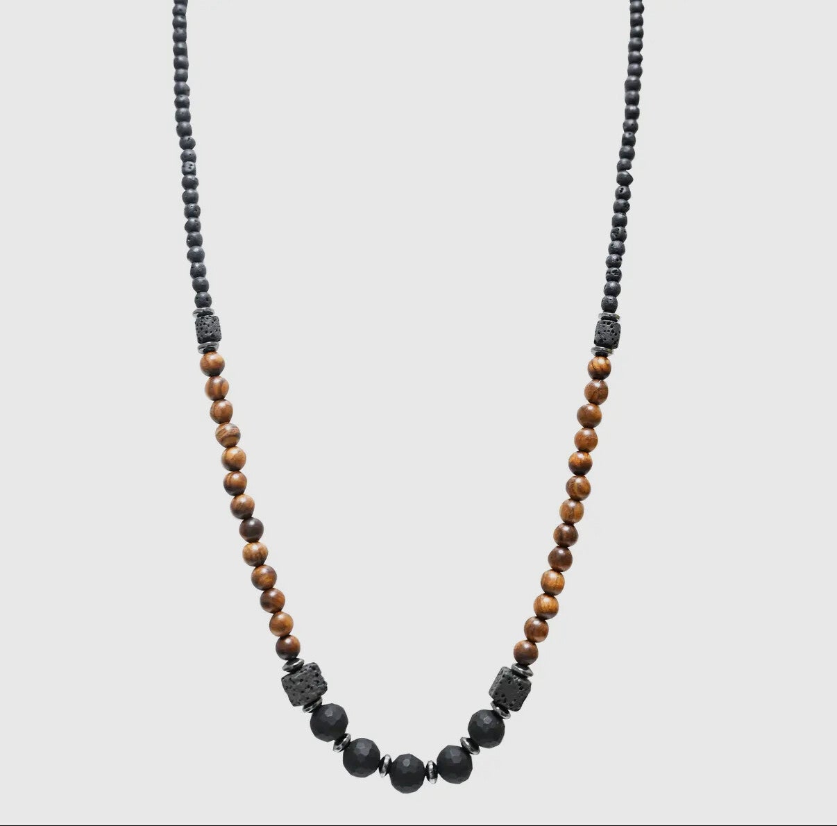 🌑 Collier en Pierre de Lave & Bois – Énergie & Élégance Naturelle