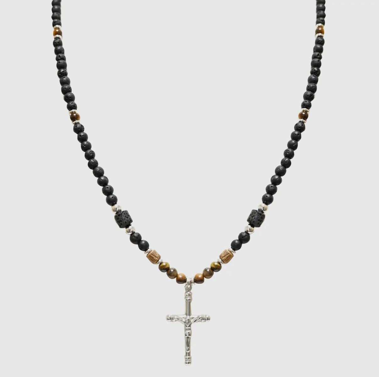 COLLIER LONG POUR HOMME EN PIERRE AVEC CROIX