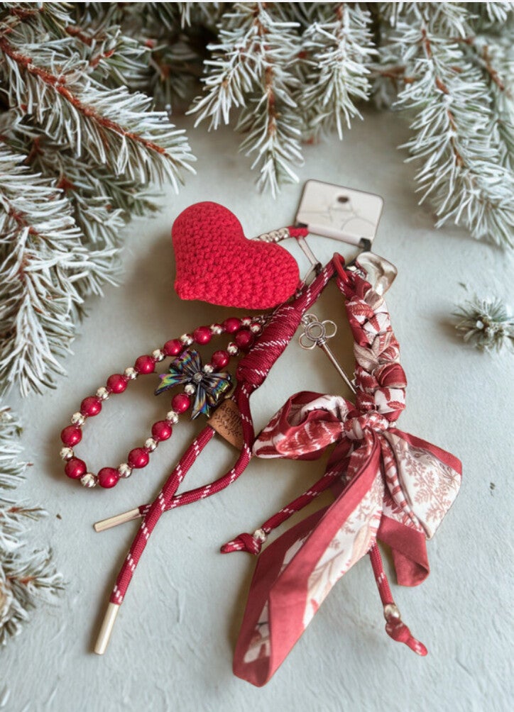 Charms de sac modulables – Cœur, Foulard, Noeud Papillon & Clé ❤️🎀🔑
