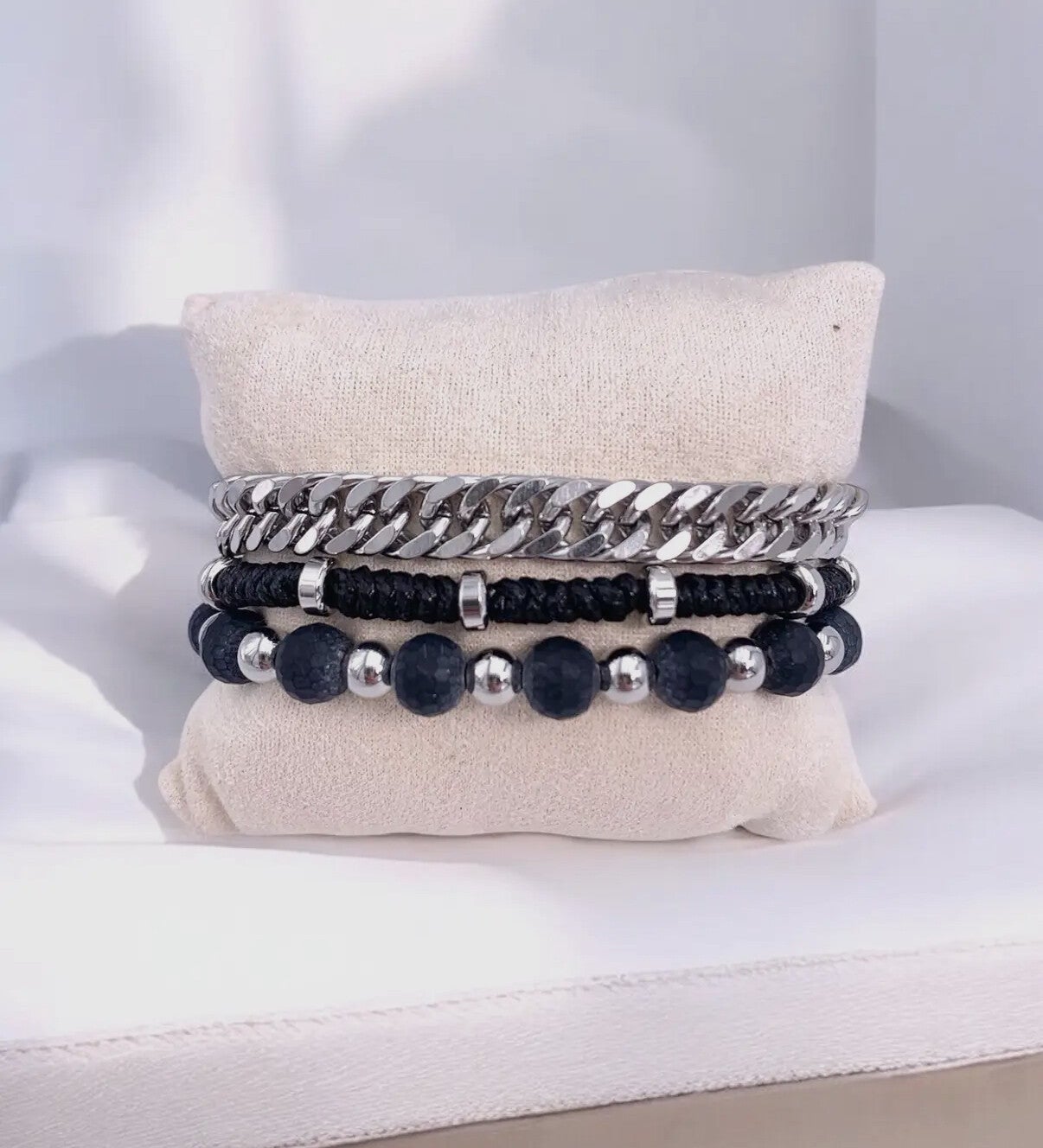 Trio bracelets homme : naturel, cuir et acier argenté