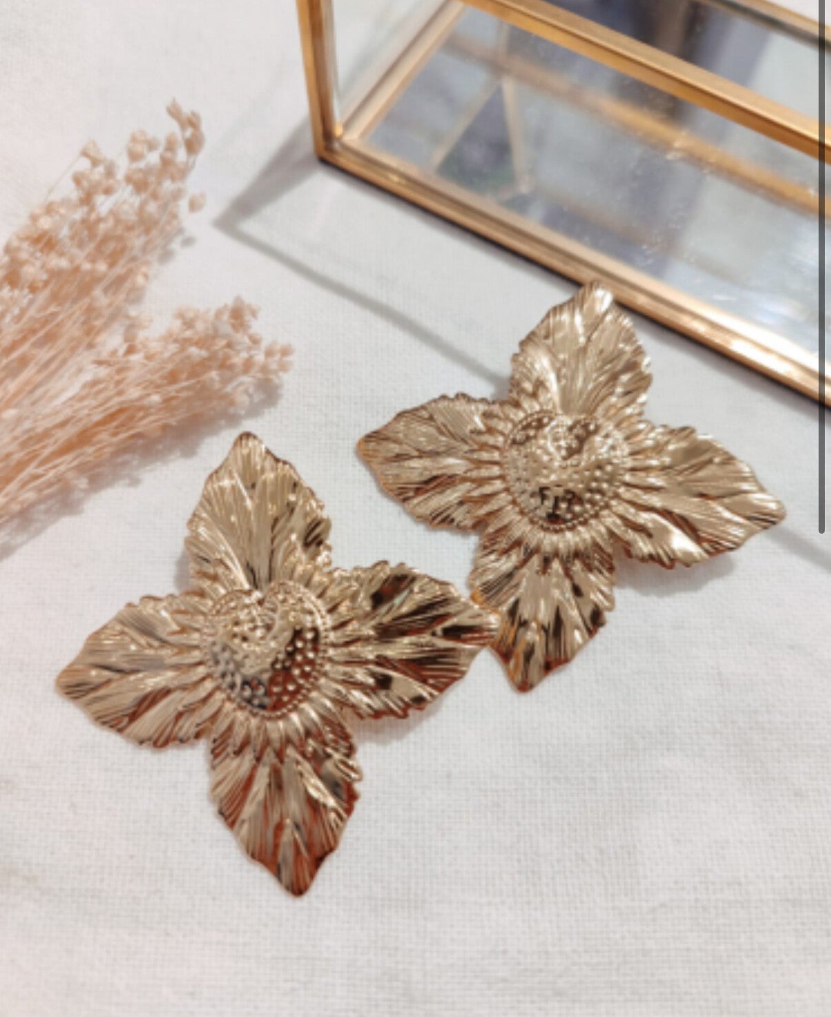 Boucles d’oreilles Fleur Dorée – Milë Mila