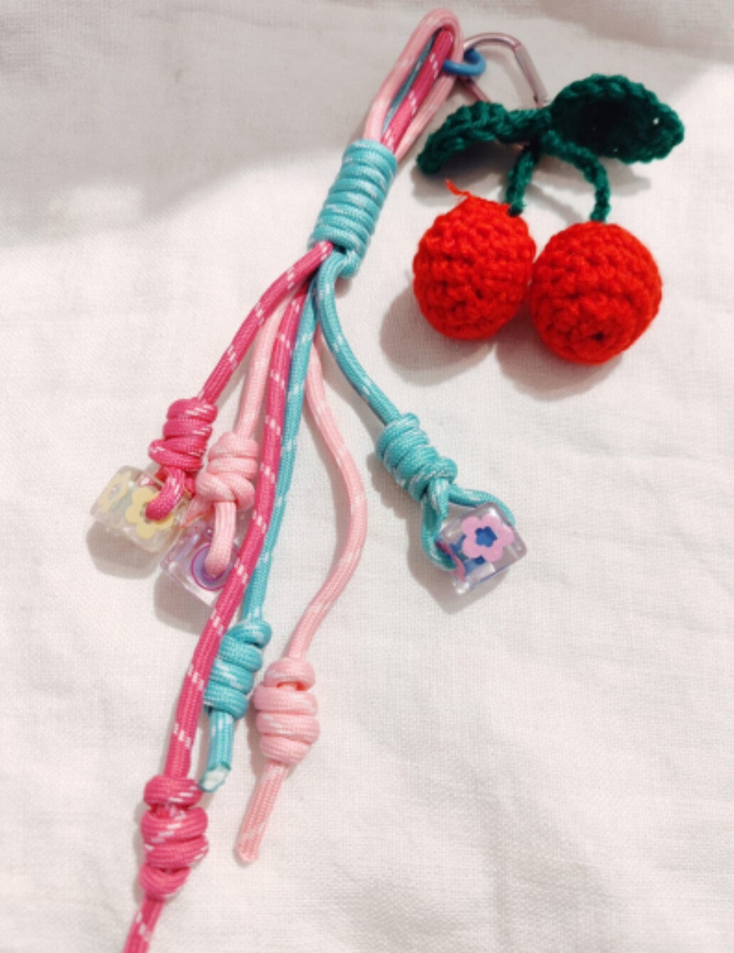 Grigri Cerise – Milë Mila 🍒 🧶