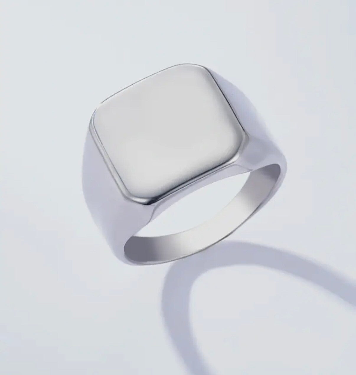 Chevalière Homme Naïa Aura – Force et Élégance