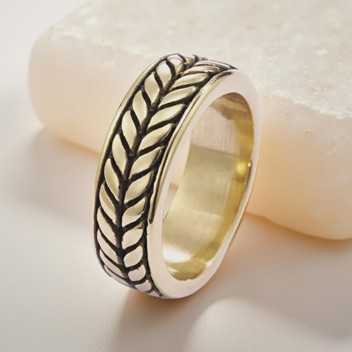 Chevalière Homme Dorée Naïa Aura – Raffinement Moderne