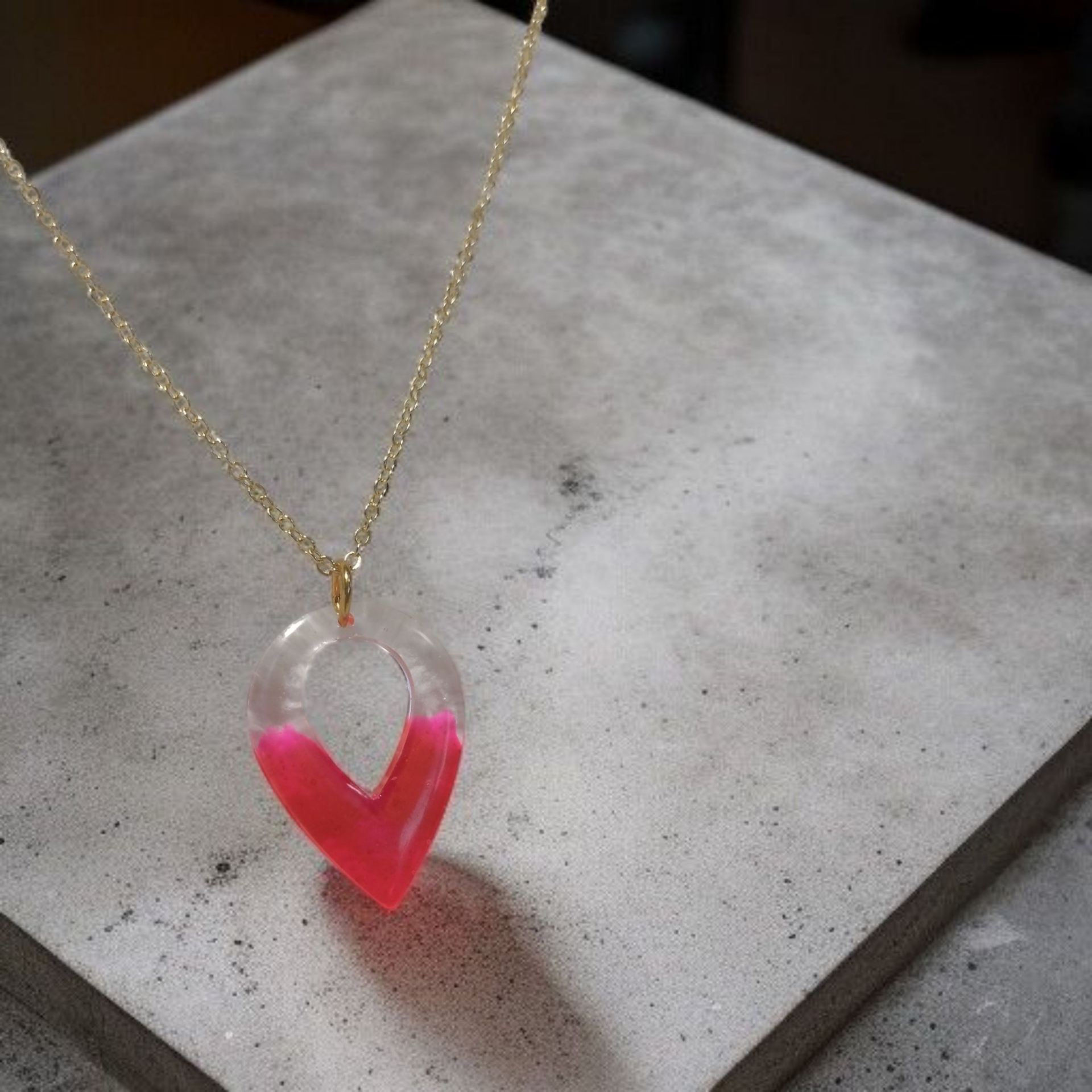 Łańcuszek z zawieszką nr 13