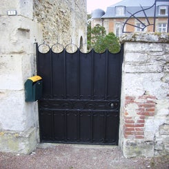 chateau-bailleuil-2-standard.jpg