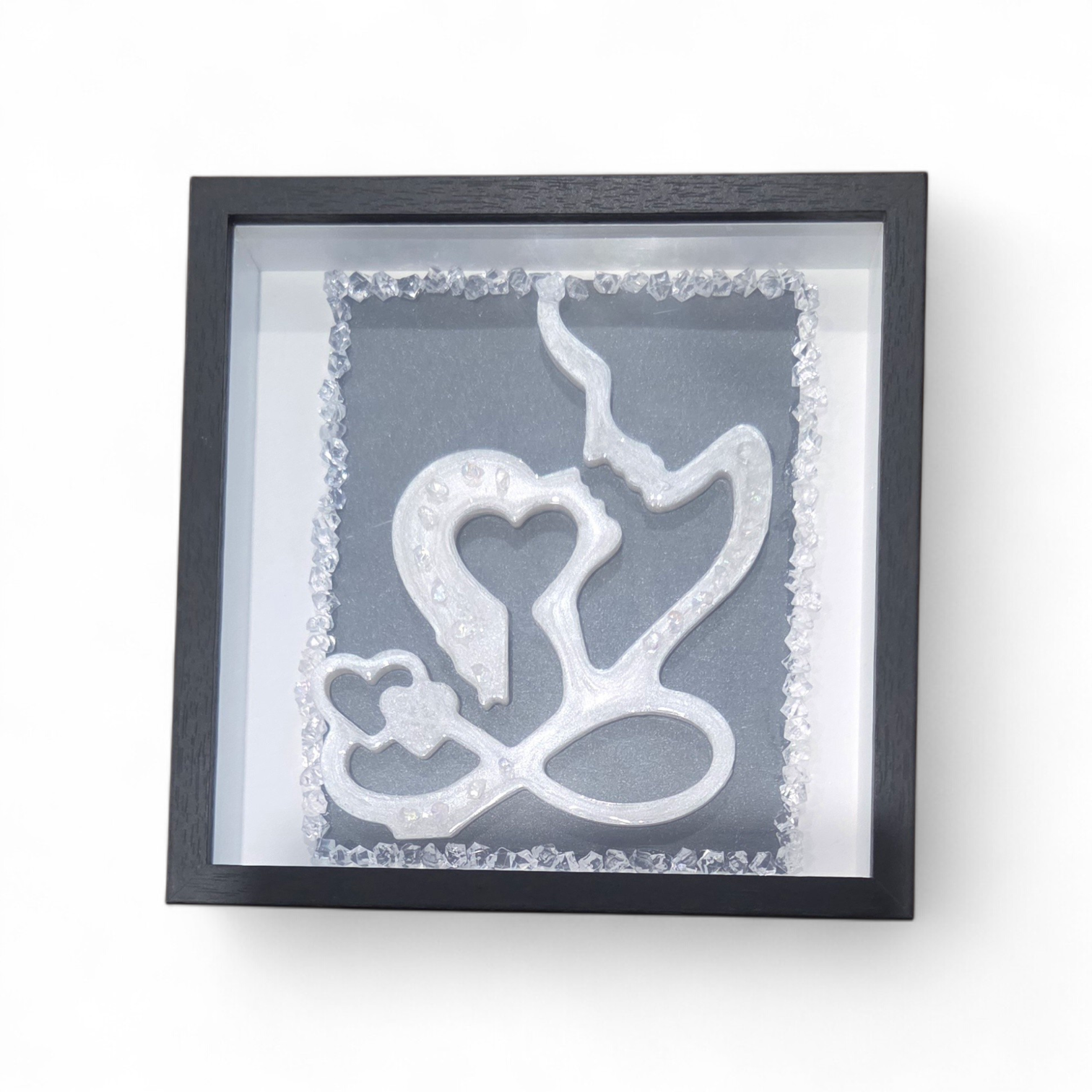 Forever Infinity Kiss Silouhette – Resin Wedding Frame