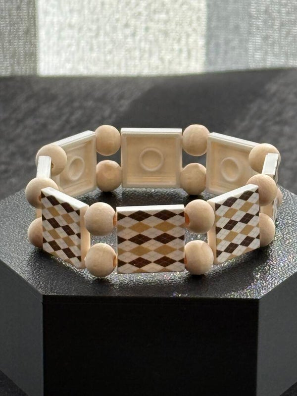 Bracelet femme jacquard blanc noir et taupe perles bois fait main — LeKlic en briques LEGO®