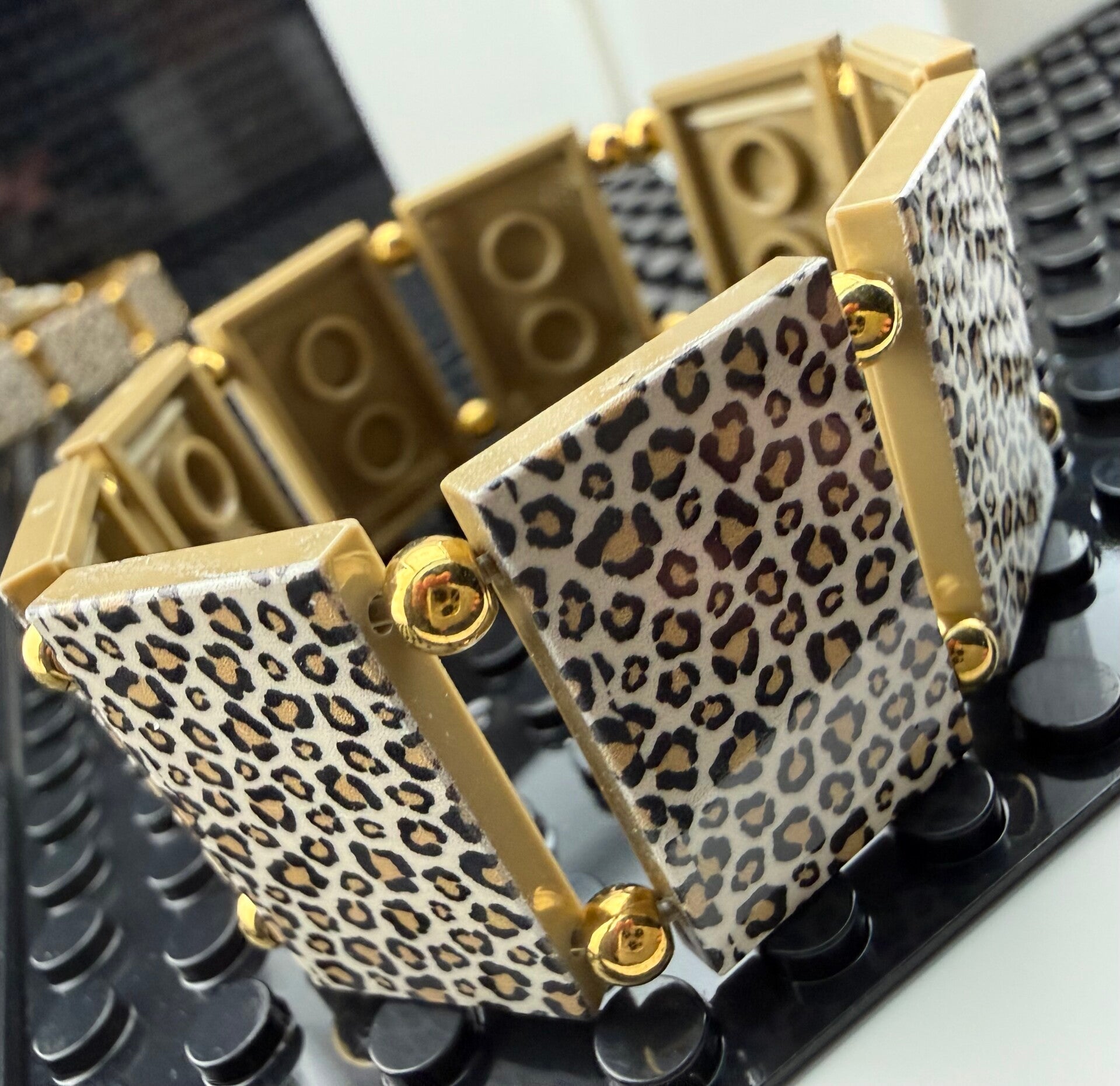 Bracelet femme léopard briques LEGO fait main France