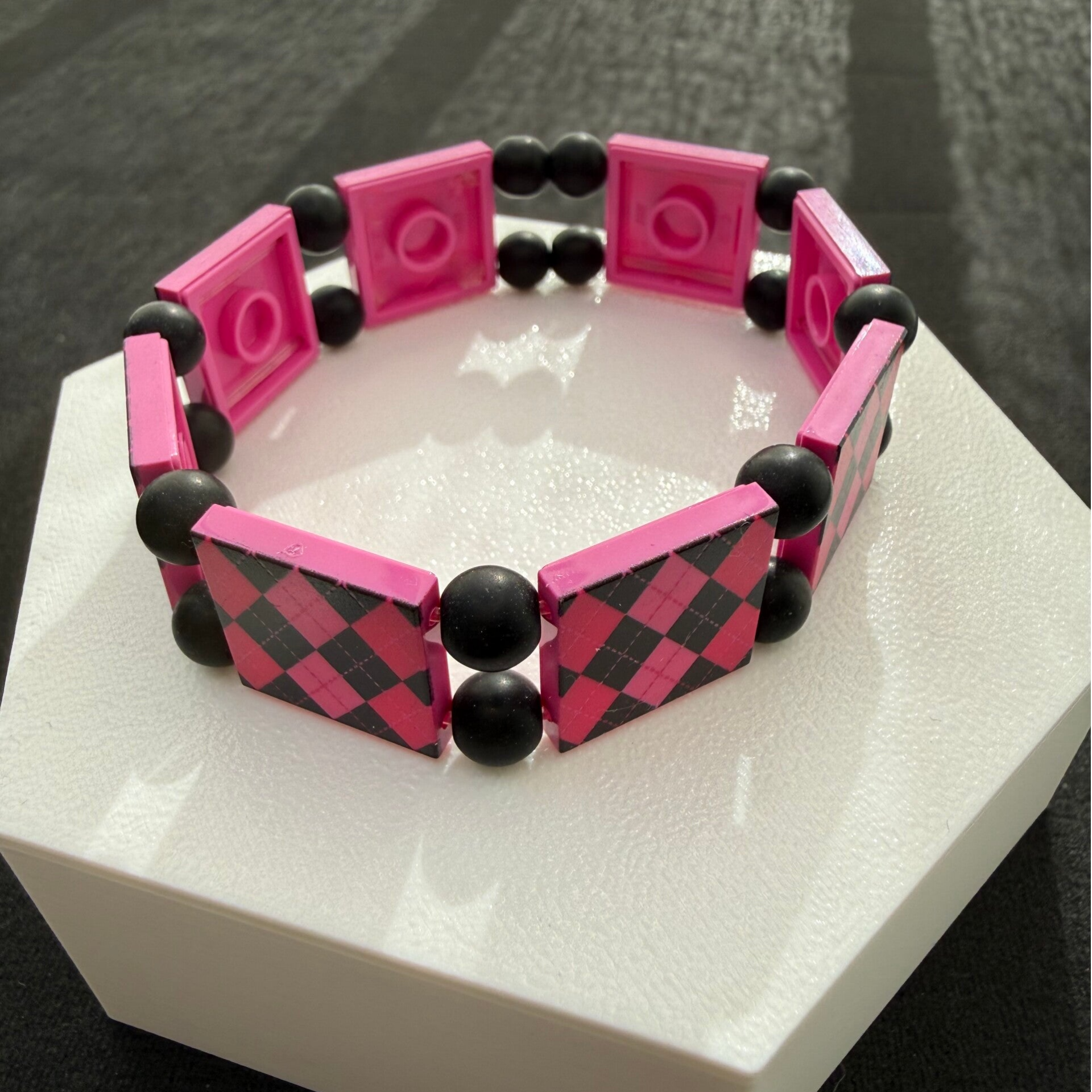 Bracelet Jacquard sur briques Rose lego