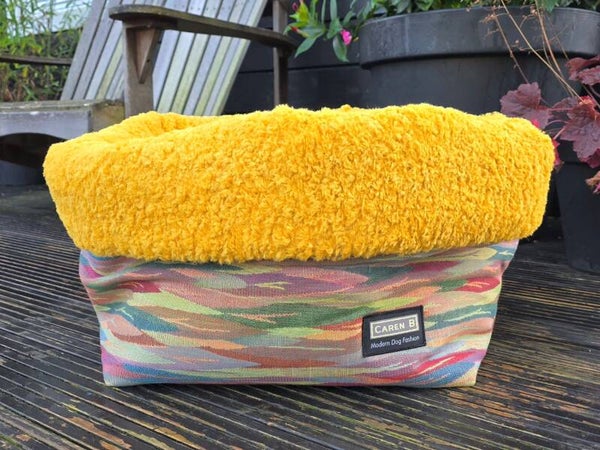 Caren B Snuggle Bucket Colourful Waves