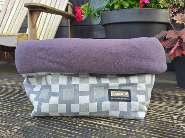 Caren B Snuggle Bucket Computer