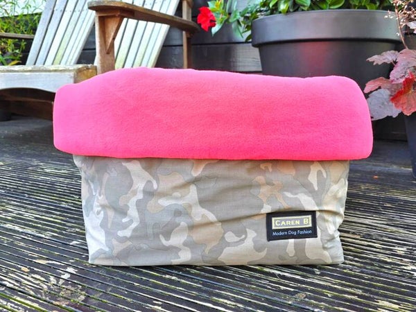 Caren B Snuggle Bucket Pink Army