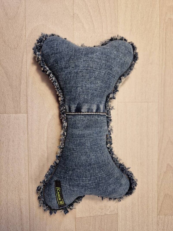 Caren B Hondenspeeltje Bone Jeans 5