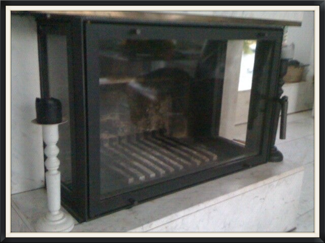 Brandschutz: Glastür auf Mass-Kaminverglasungen