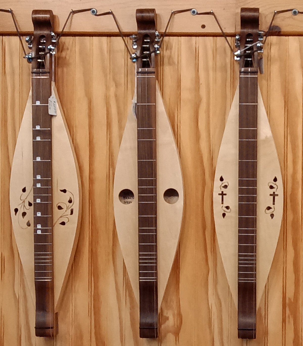 MOUNTAIN DULCIMERS Needful Strings LLC