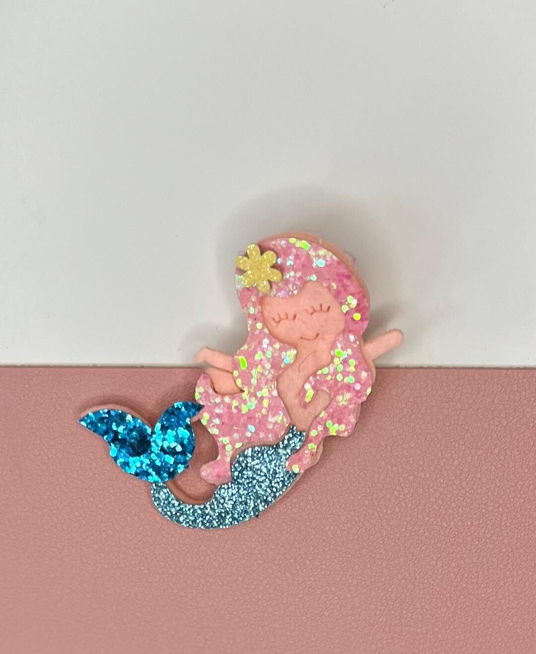 Aligator clip zeemeermin licht roze
