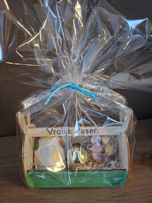 Paasmandje Groot Gevuld met lekkers
