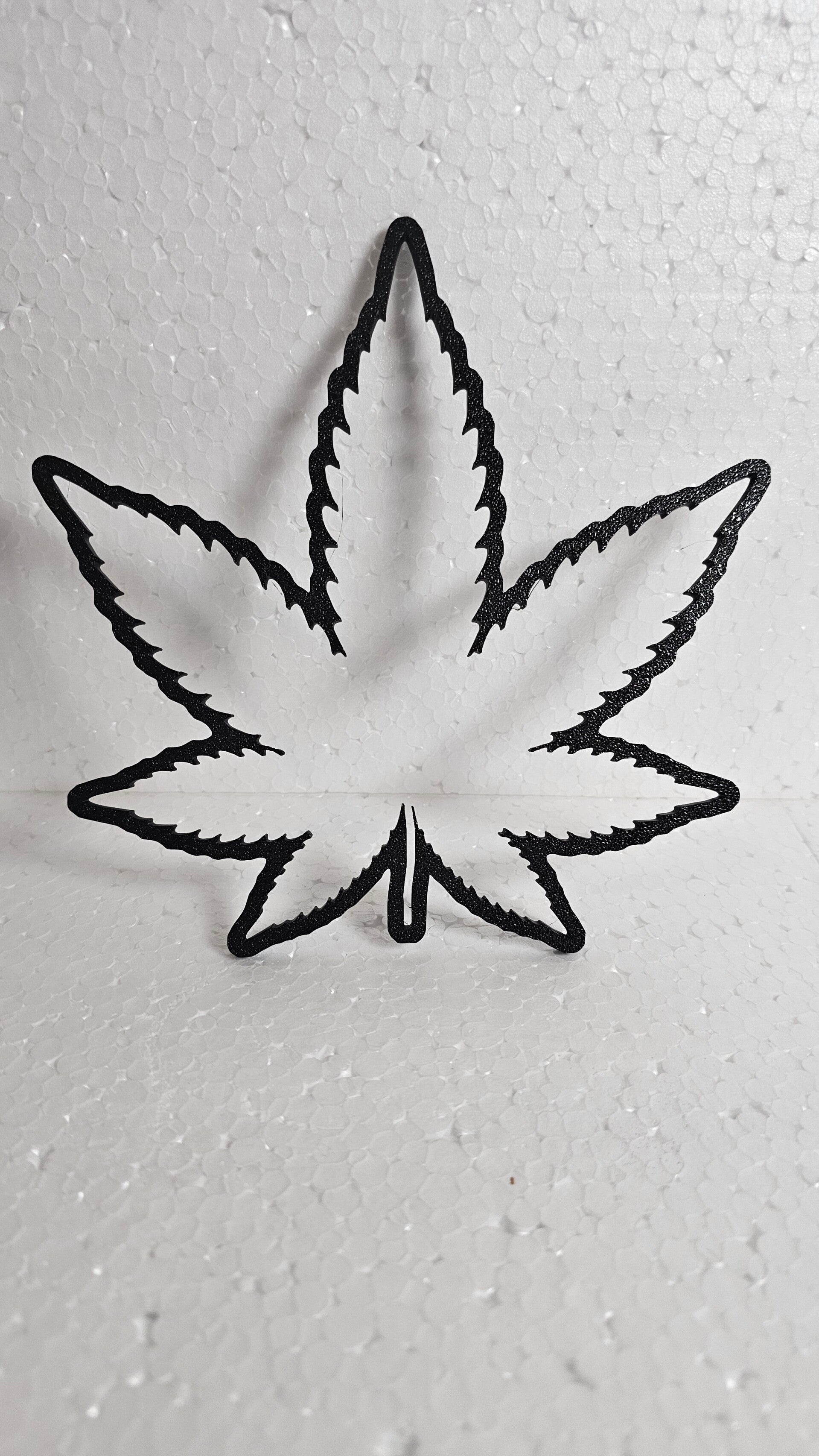 Schönes großes Hanfblatt