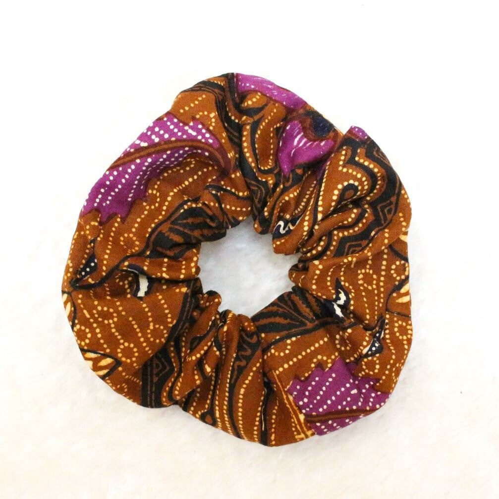 Batik Scrunchie - Bruin / Paars