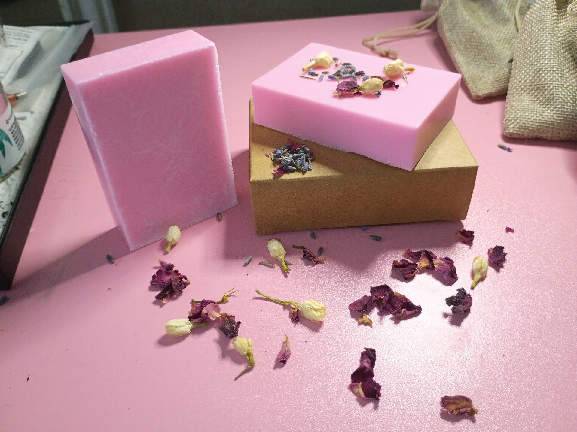Pink rose with Goat milk and Coconut oil - 2ct