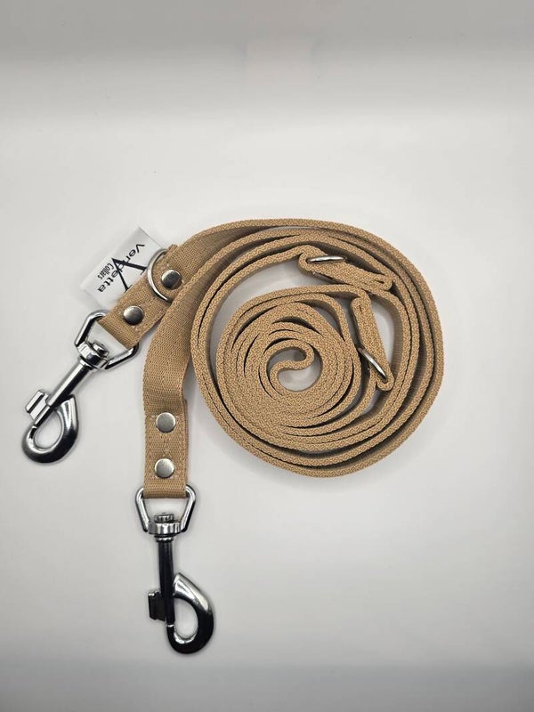Lange lijn 2,5 meter met karabijn licht bruin