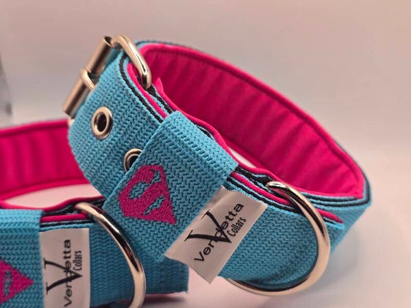 Halsband supergirl blauw