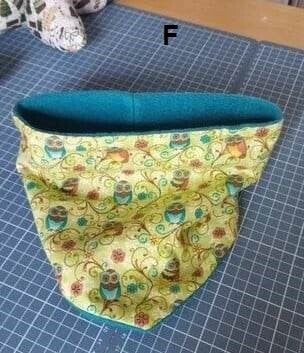 cache-col bébé / 2 ans