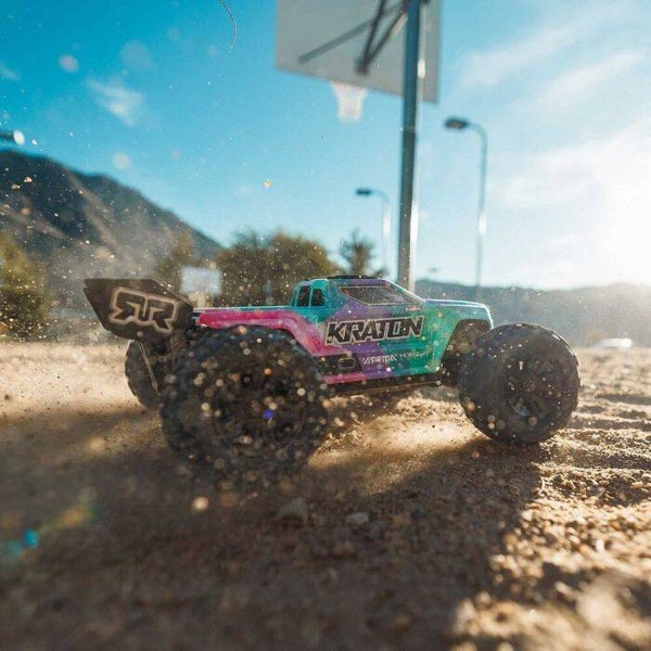 ARRMA Mini Kraton 3S BLX 4X4 Brushless 1/16 RTR Turquoise (batterie/chargeur) disponible à partir de Mars