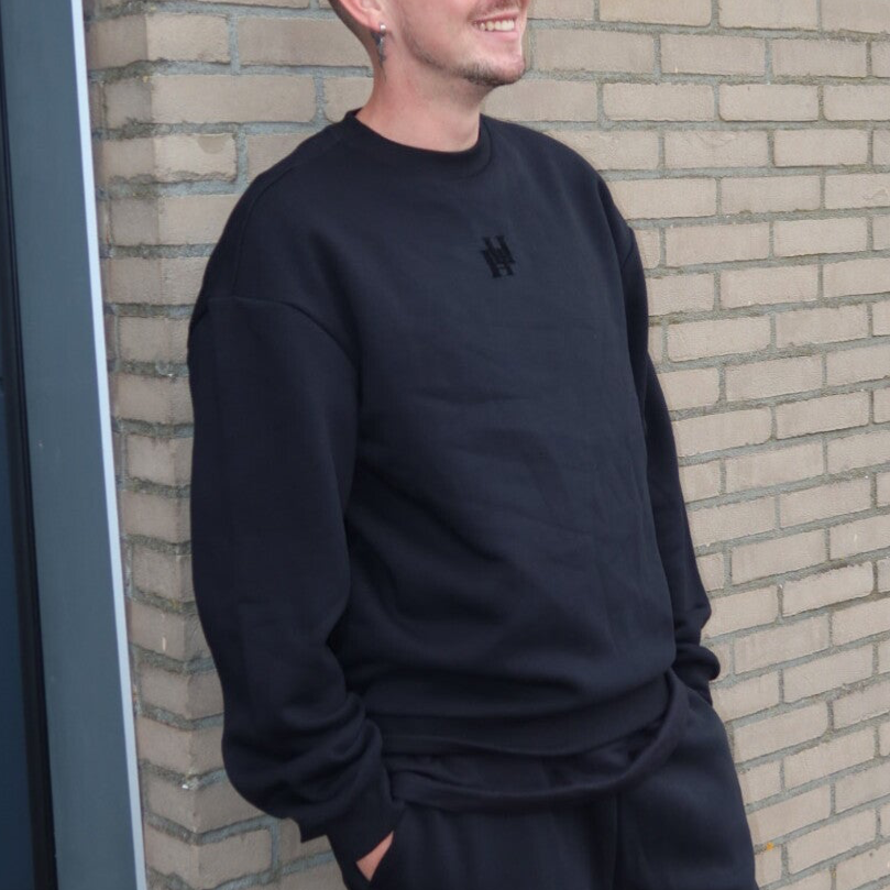 Hommersom & Hommersom Sweater Zwart – Comfortabele Unisex Sweater