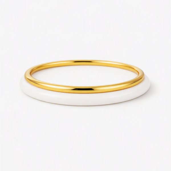 Massief goudkleurige en witte armbanden