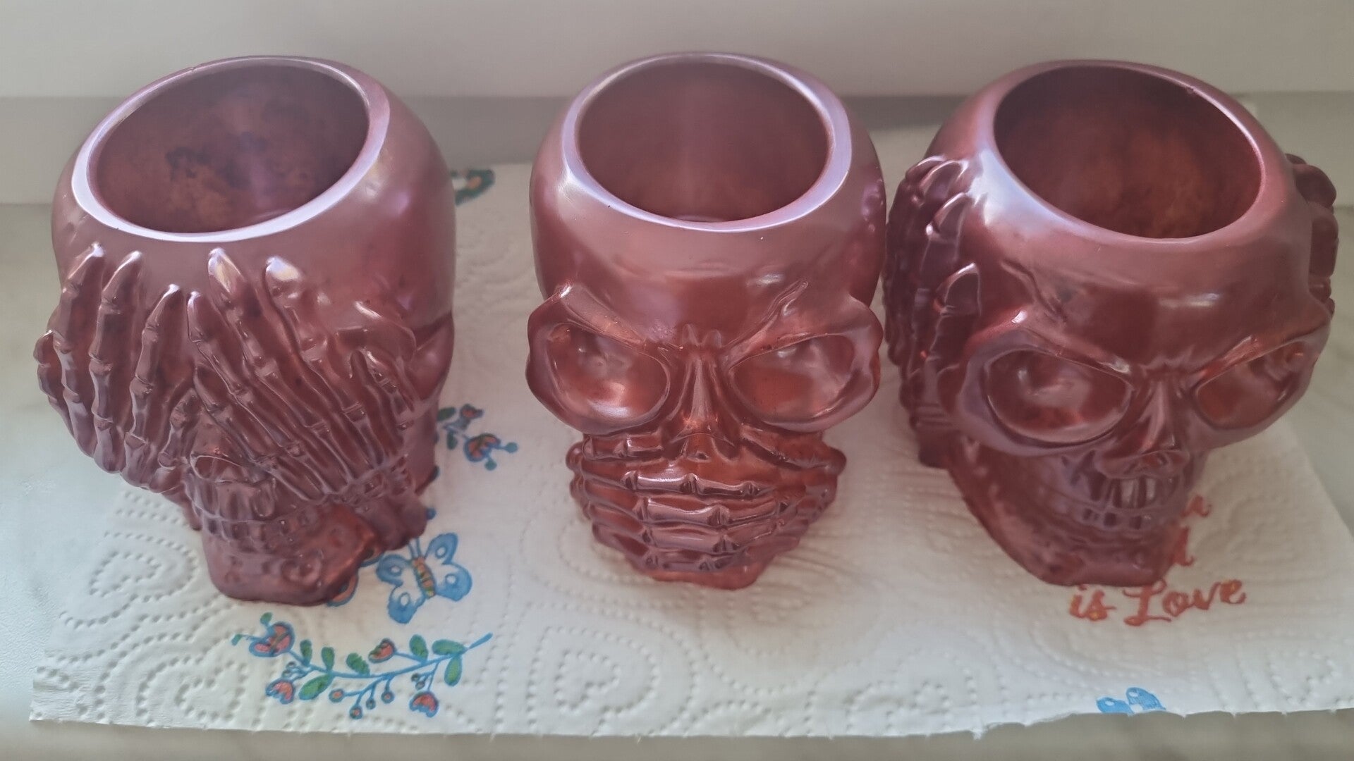 Drei Teelichthalter Totenkopf