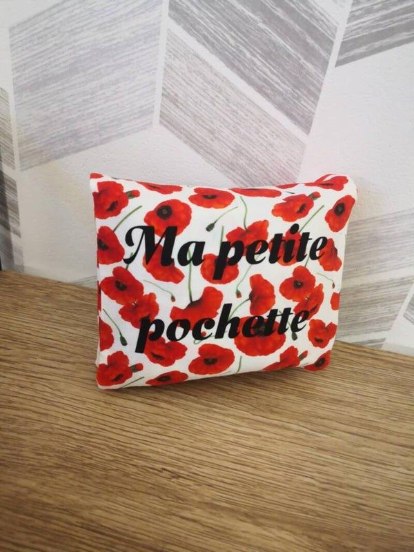 pochette à serviettes hygiéniques