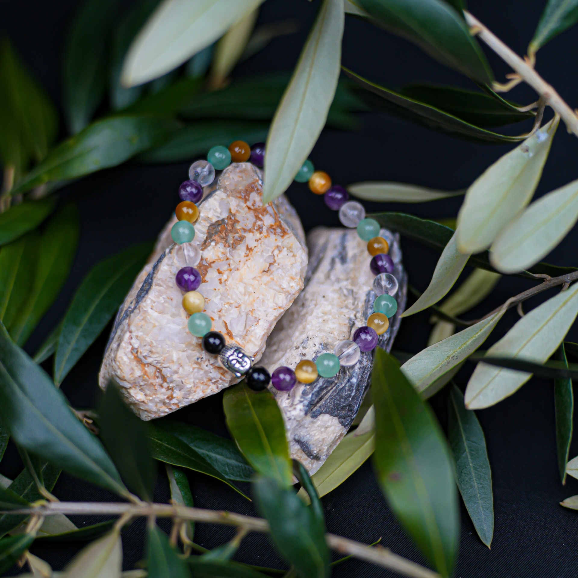 Bracelet Oeil du tigre, Améthyste,Cristal de roche, Obsidienne et Aventurine