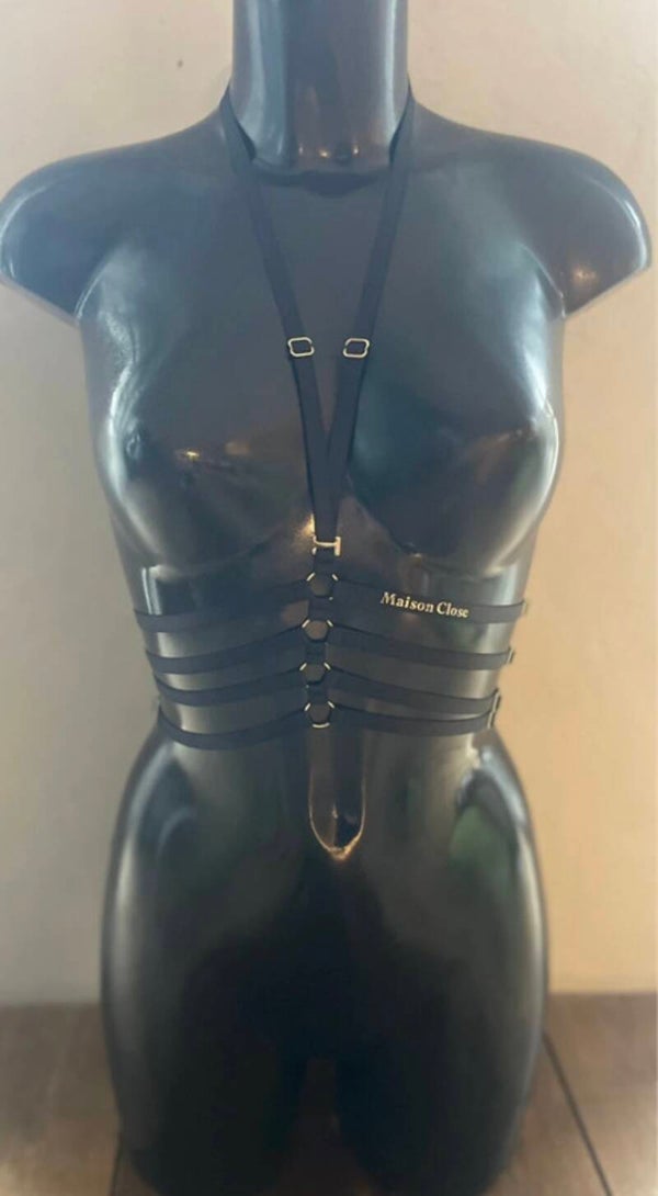 Maison Close "Chambre Noire"  Harnais TU