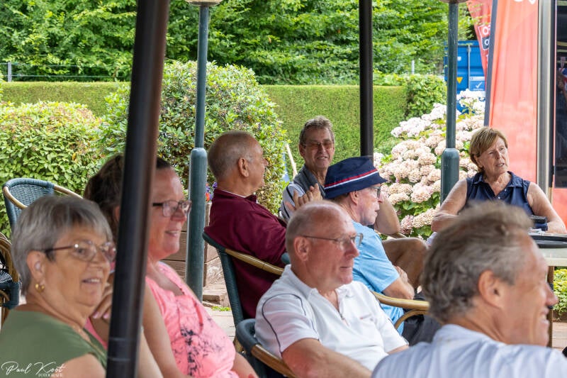 _r627856-standard.jpg