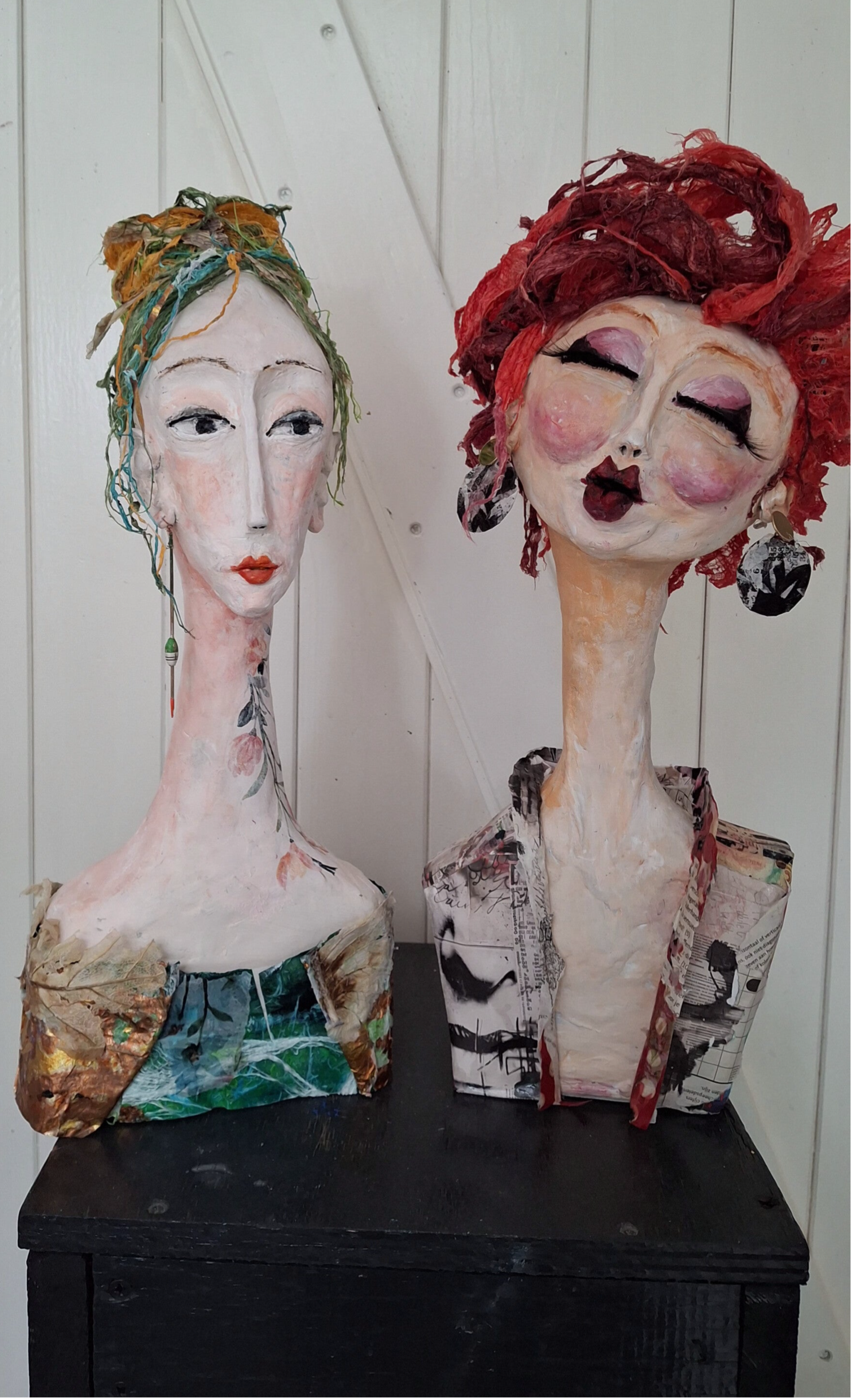 Mixed Media met papier en diverse materialen