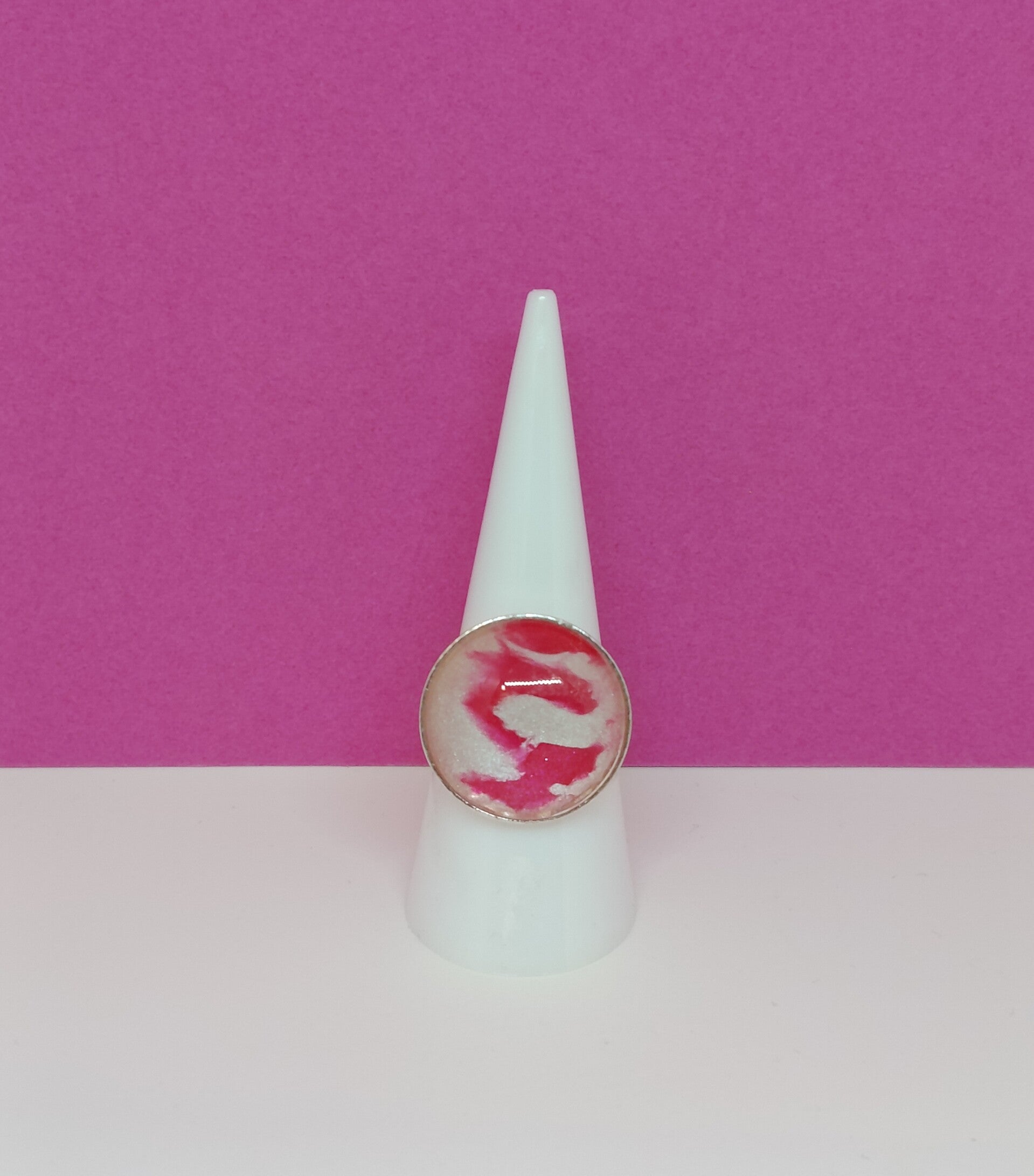 Bague artisanale - rouge & blanc nacre- Sublime nacrée