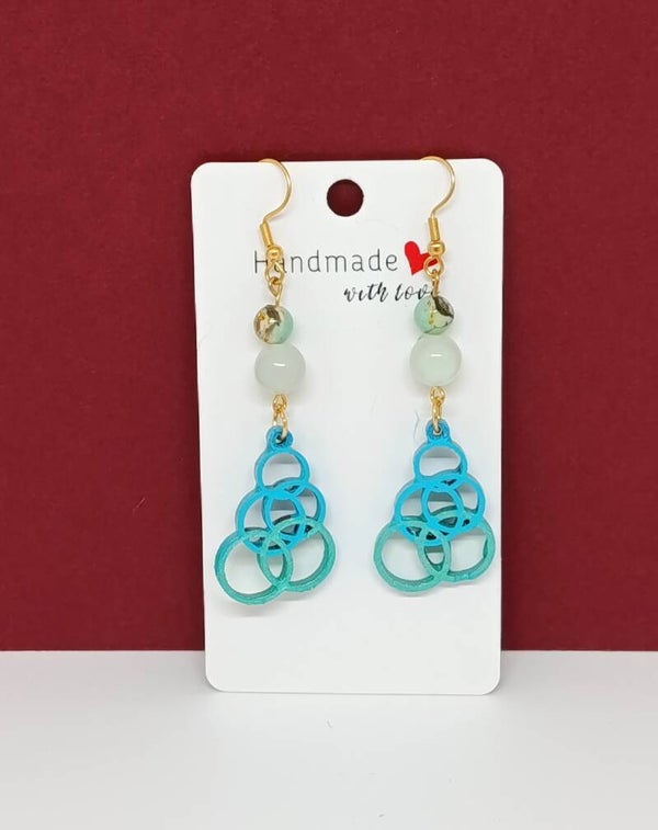 Boucles d’oreilles howlite vert anis, jade & bois peint – Souffle Azuré